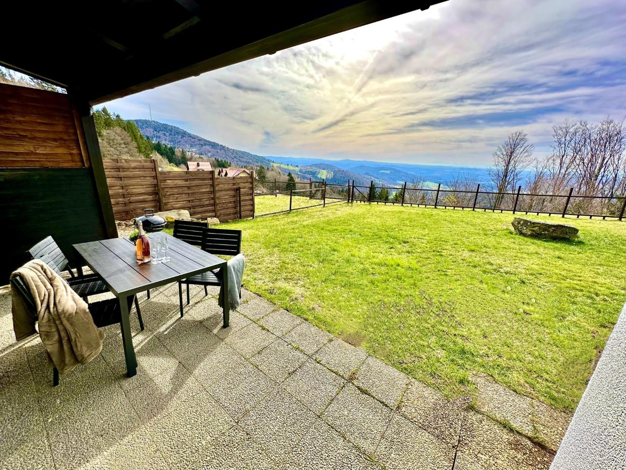 Gemuetliches Alpenblick Berg-Bungalow + Grosser Garten + Netflix! Schöfweg Extérieur photo